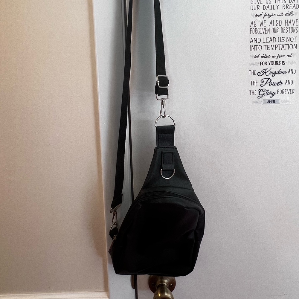 Crossbody bag